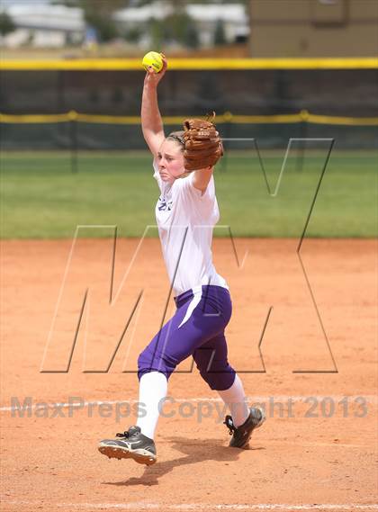 Thumbnail 2 in Grandview vs. Arvada West (Erie Festival of Champions) photogallery.