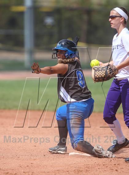 Thumbnail 3 in Grandview vs. Arvada West (Erie Festival of Champions) photogallery.