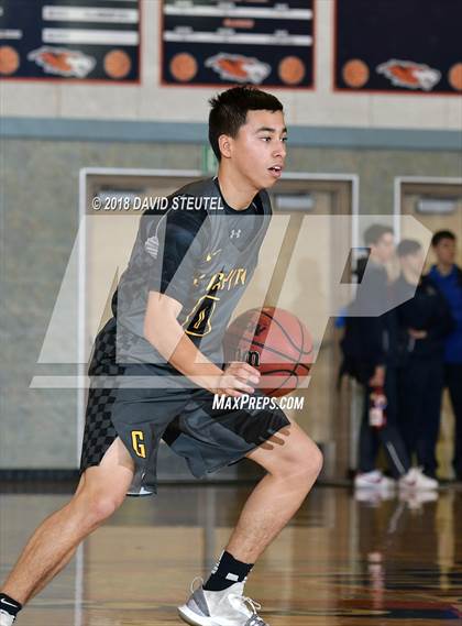 Thumbnail 2 in El Capitan vs. Del Oro (Running with the Pack) photogallery.