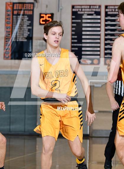 Thumbnail 3 in El Capitan vs. Del Oro (Running with the Pack) photogallery.