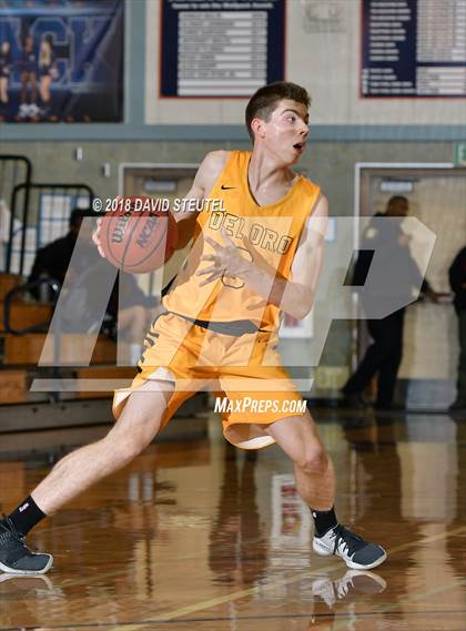 Thumbnail 1 in El Capitan vs. Del Oro (Running with the Pack) photogallery.