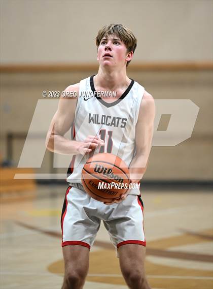 Thumbnail 3 in San Marin vs. Marin Academy photogallery.