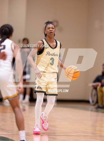 Thumbnail 2 in Langston Hughes vs Wheeler (Grayson New Year's Classic) photogallery.