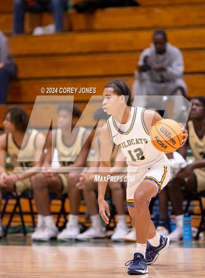 Thumbnail 3 in Langston Hughes vs Wheeler (Grayson New Year's Classic) photogallery.