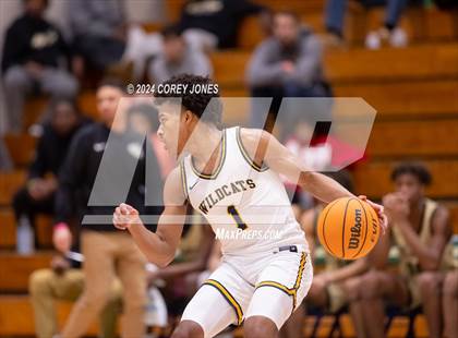 Thumbnail 2 in Langston Hughes vs Wheeler (Grayson New Year's Classic) photogallery.