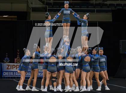 Thumbnail 1 in HHSAA Championships photogallery.