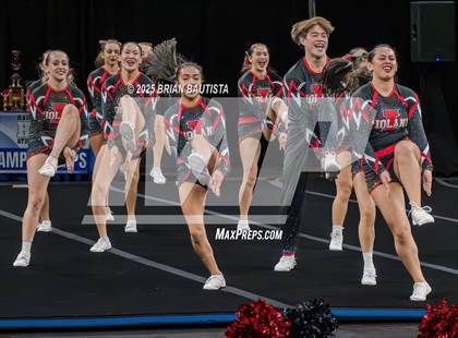 Thumbnail 1 in HHSAA Championships photogallery.