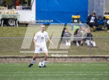 Thumbnail 2 in Shoreland Lutheran vs. Kiel photogallery.