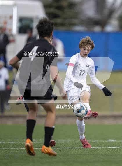 Thumbnail 3 in Shoreland Lutheran vs. Kiel photogallery.