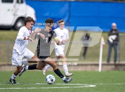Thumbnail 2 in Shoreland Lutheran vs. Kiel photogallery.