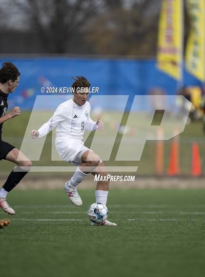 Thumbnail 1 in Shoreland Lutheran vs. Kiel photogallery.