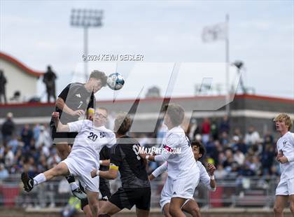 Thumbnail 2 in Shoreland Lutheran vs. Kiel photogallery.