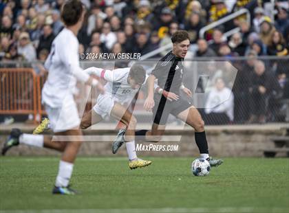 Thumbnail 1 in Shoreland Lutheran vs. Kiel photogallery.