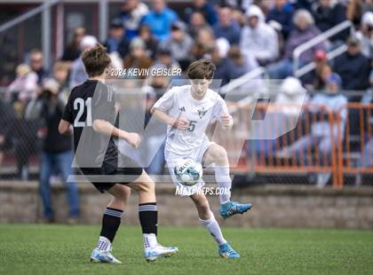 Thumbnail 3 in Shoreland Lutheran vs. Kiel photogallery.