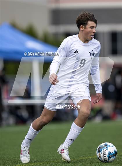 Thumbnail 2 in Shoreland Lutheran vs. Kiel photogallery.