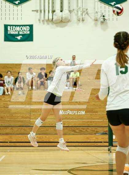 Thumbnail 3 in Cedarcrest @ Redmond photogallery.