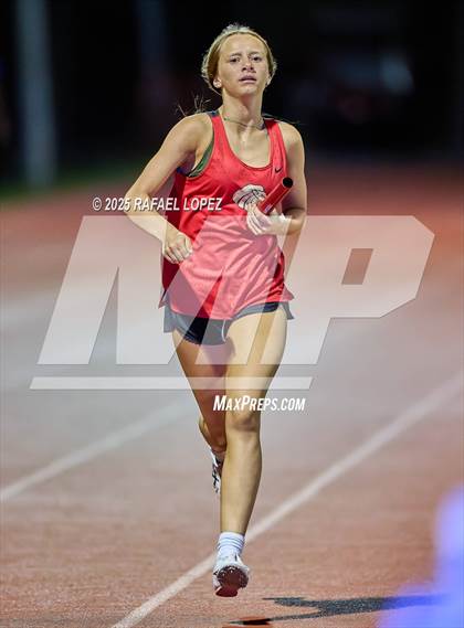 Thumbnail 2 in Eagle No Tax Relays (4x400M) photogallery.