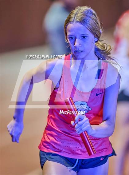 Thumbnail 1 in Eagle No Tax Relays (4x400M) photogallery.