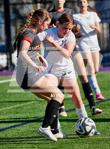 Thumbnail 2 in St. Francis vs Colfax JV photogallery.