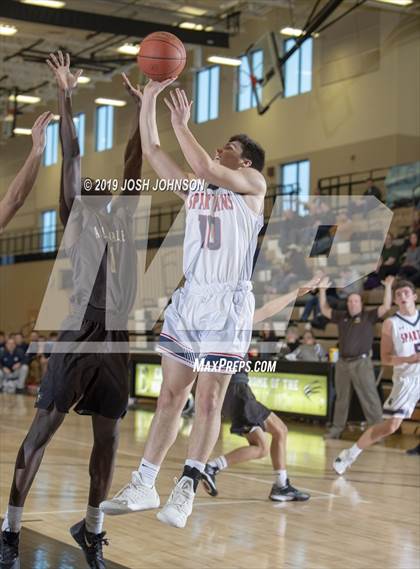 Thumbnail 3 in Apple Valley vs. Brookfield East photogallery.