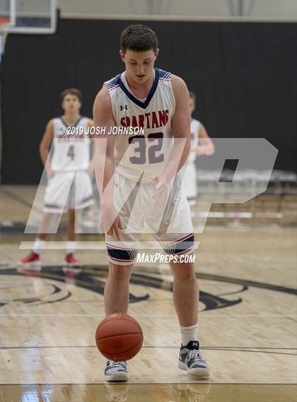 Thumbnail 3 in Apple Valley vs. Brookfield East photogallery.
