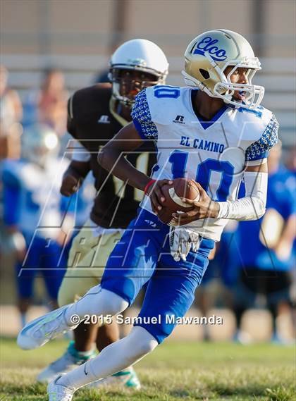 Thumbnail 3 in El Camino Real vs Kennedy photogallery.