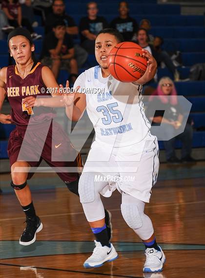 Thumbnail 2 in Sam Rayburn vs. Deer Park (McDonald's Texas Invitational) photogallery.