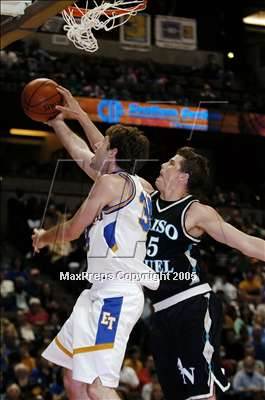 Thumbnail 3 in Aliso Niguel vs El Toro  (Sec. I-A Final)#2 photogallery.