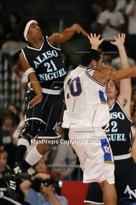 Thumbnail 2 in Aliso Niguel vs El Toro  (Sec. I-A Final)#2 photogallery.