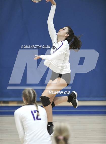 Thumbnail 3 in La Habra vs. Carlsbad (Dave Mohs Tournament) photogallery.