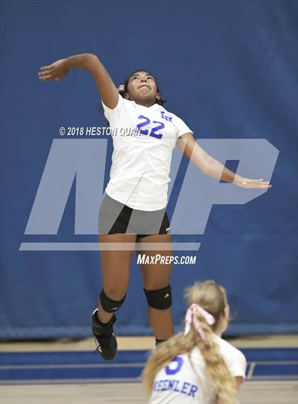 Thumbnail 2 in La Habra vs. Carlsbad (Dave Mohs Tournament) photogallery.
