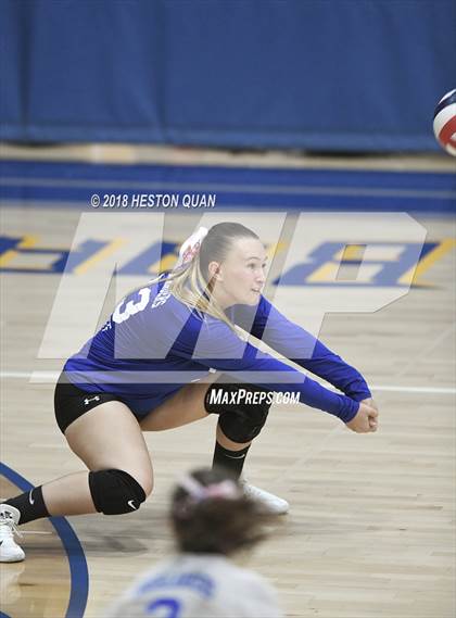 Thumbnail 1 in La Habra vs. Carlsbad (Dave Mohs Tournament) photogallery.