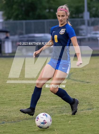 Thumbnail 3 in South View @ Cape Fear photogallery.
