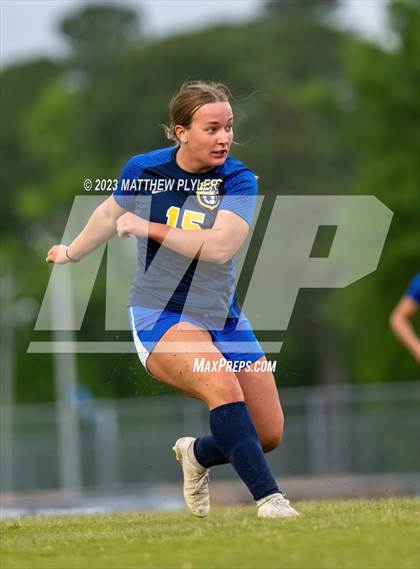 Thumbnail 2 in South View @ Cape Fear photogallery.