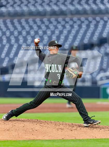 Thumbnail 2 in University City vs Lincoln (Petco Park) photogallery.