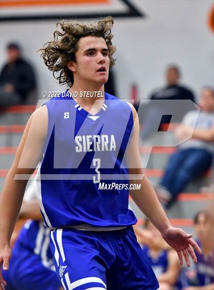 Thumbnail 1 in Sierra vs. Mira Loma (Tiger Classic) photogallery.