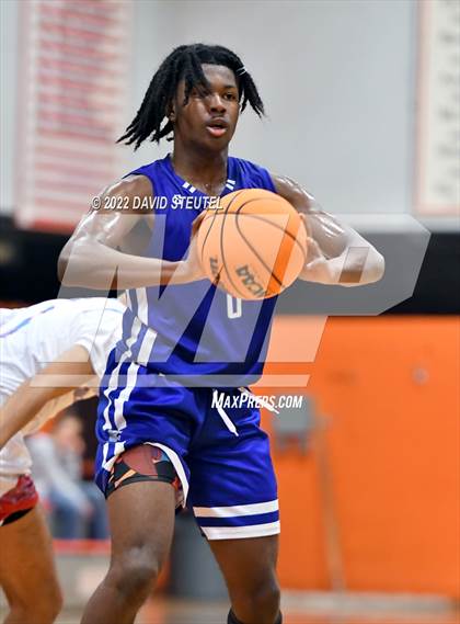 Thumbnail 2 in Sierra vs. Mira Loma (Tiger Classic) photogallery.
