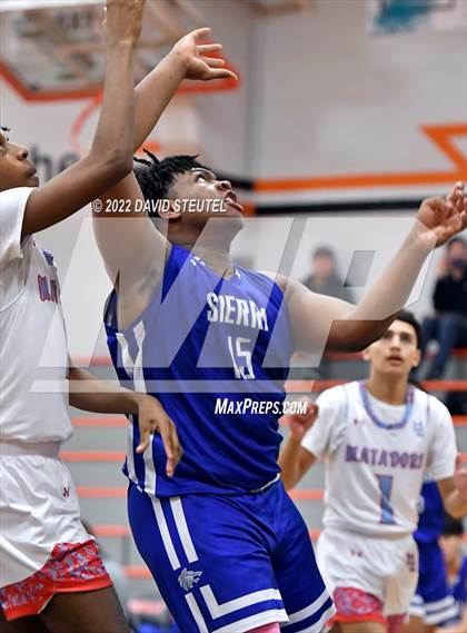 Thumbnail 1 in Sierra vs. Mira Loma (Tiger Classic) photogallery.