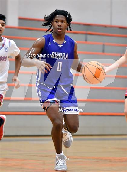 Thumbnail 2 in Sierra vs. Mira Loma (Tiger Classic) photogallery.