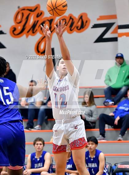 Thumbnail 3 in Sierra vs. Mira Loma (Tiger Classic) photogallery.