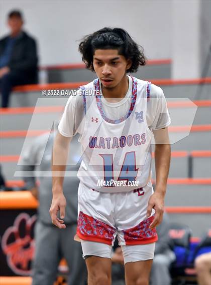 Thumbnail 1 in Sierra vs. Mira Loma (Tiger Classic) photogallery.