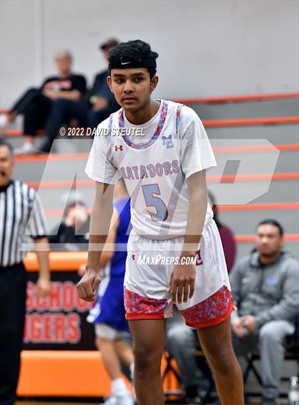 Thumbnail 2 in Sierra vs. Mira Loma (Tiger Classic) photogallery.