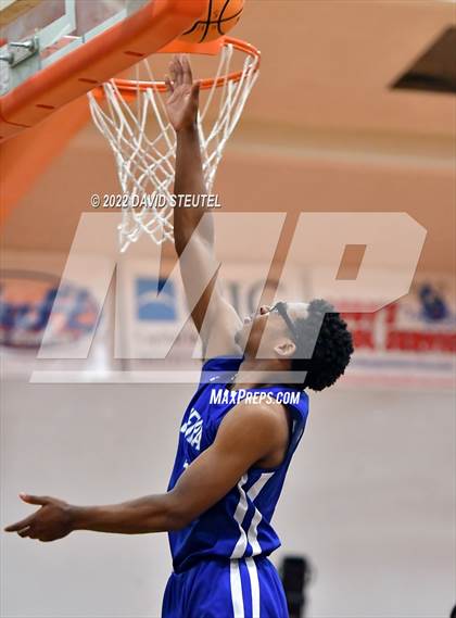Thumbnail 1 in Sierra vs. Mira Loma (Tiger Classic) photogallery.