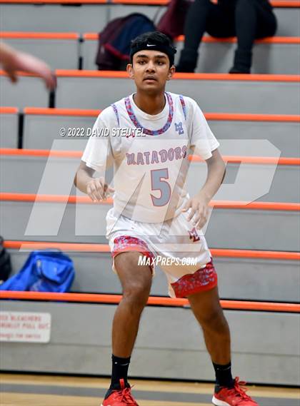 Thumbnail 1 in Sierra vs. Mira Loma (Tiger Classic) photogallery.