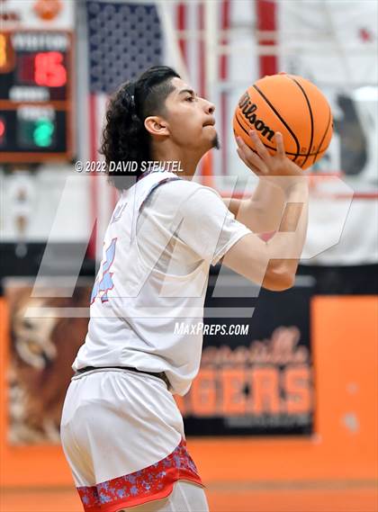 Thumbnail 3 in Sierra vs. Mira Loma (Tiger Classic) photogallery.