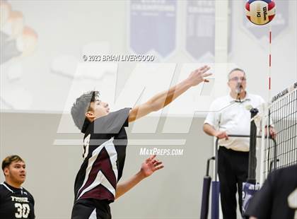 Thumbnail 3 in Regis Groff vs. Discovery Canyon photogallery.