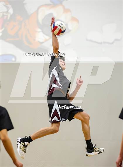 Thumbnail 1 in Regis Groff vs. Discovery Canyon photogallery.