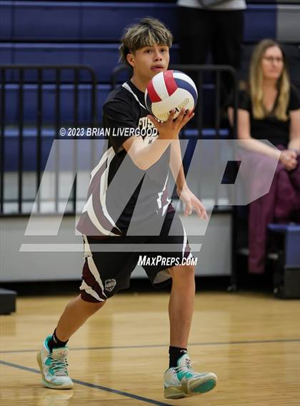 Thumbnail 2 in Regis Groff vs. Discovery Canyon photogallery.