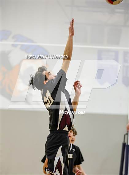 Thumbnail 2 in Regis Groff vs. Discovery Canyon photogallery.
