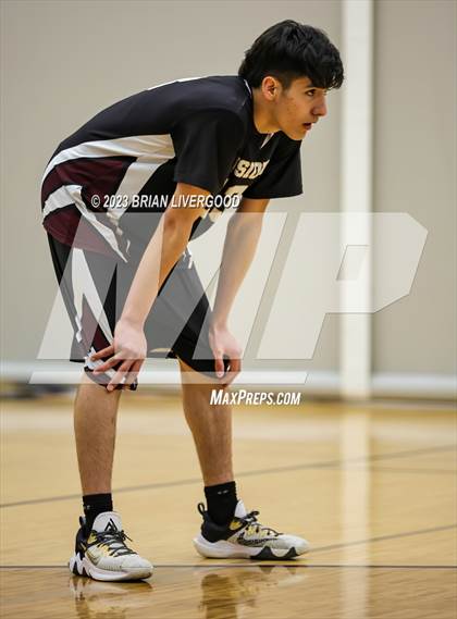 Thumbnail 2 in Regis Groff vs. Discovery Canyon photogallery.